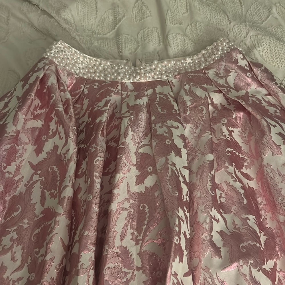 Dave and Johnny special occasion skirt